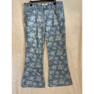 Madden NYC Junior's/Women's Bell Bottom Jeans White Flowers Size 15 Wide Leg‎